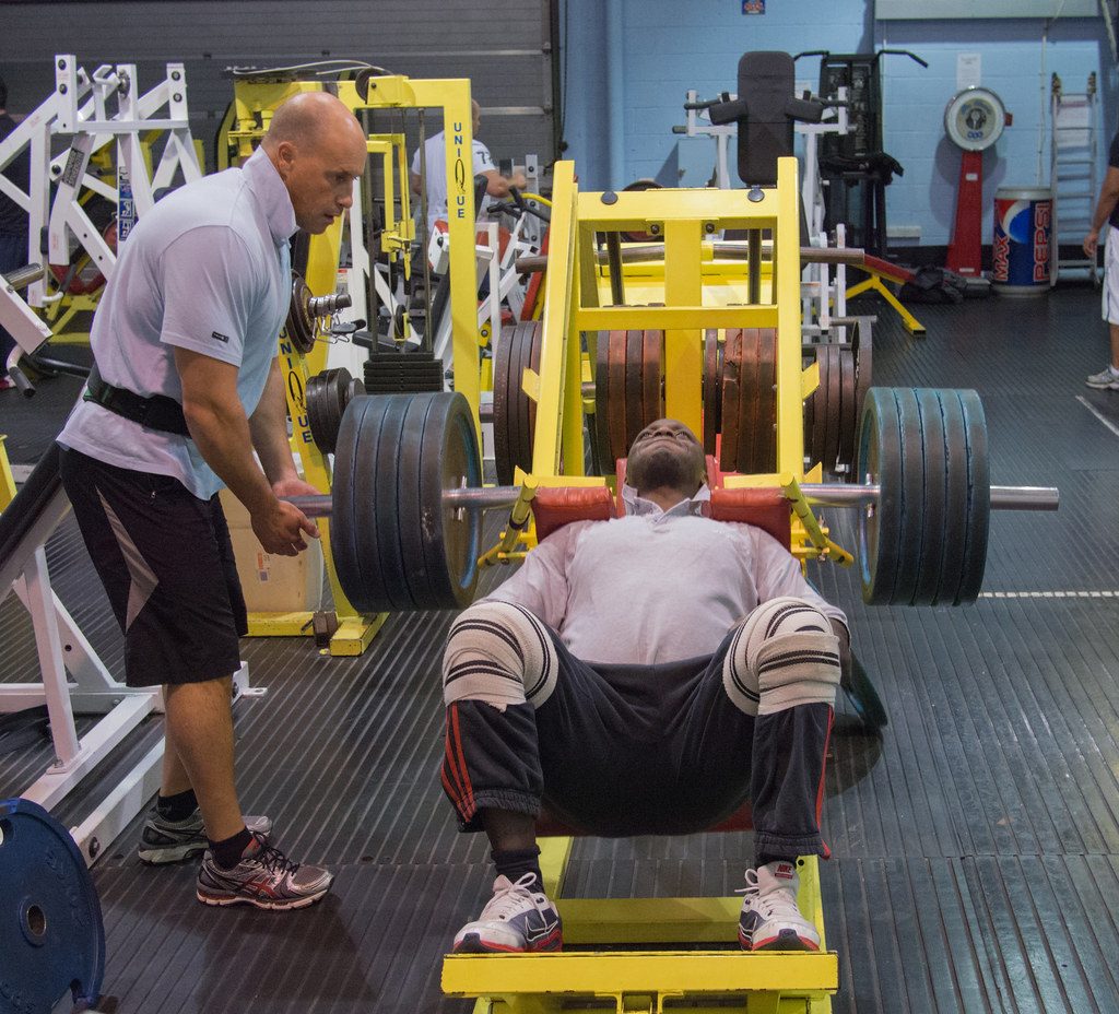 Contrast Therapy (Sauna & Cold Plunge) for Powerlifters