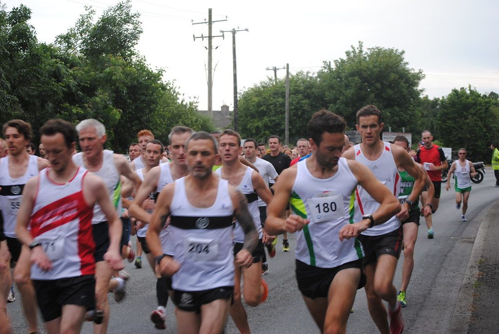 Heart Rate Zone Tracking with Wearables for Marathon Runners