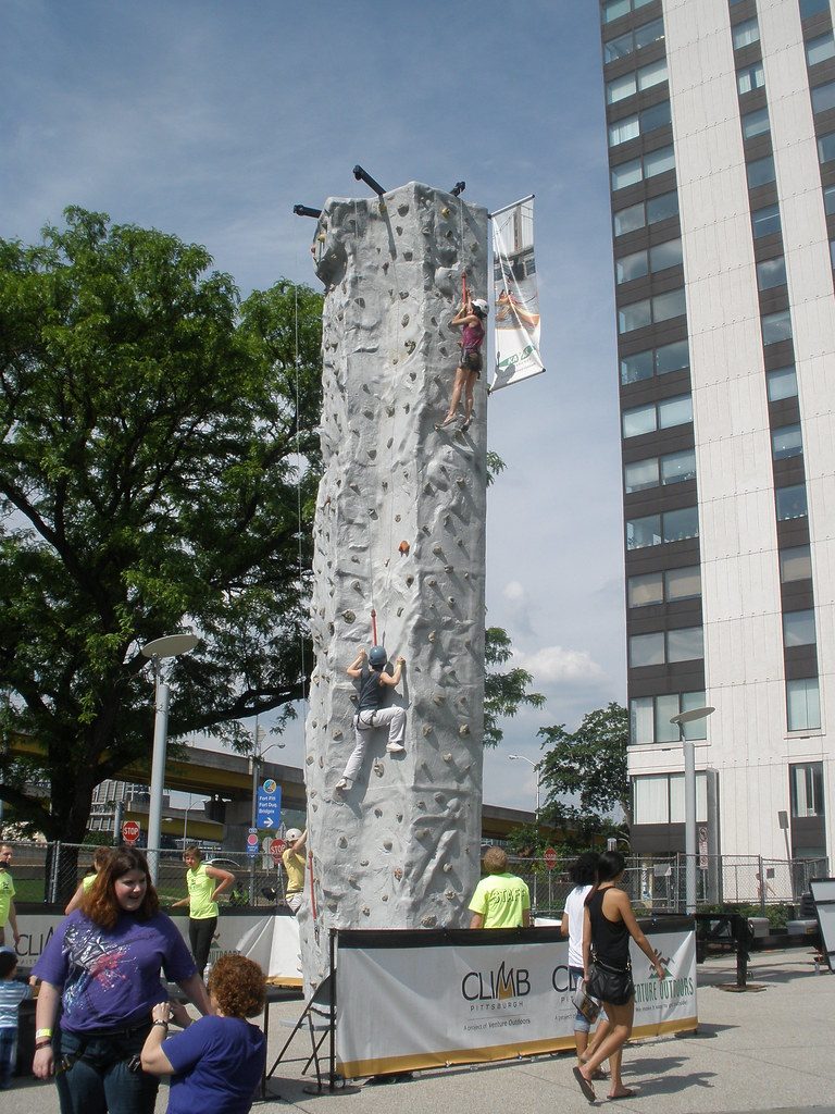 Hydration and Electrolyte Timing for Rock Climbers