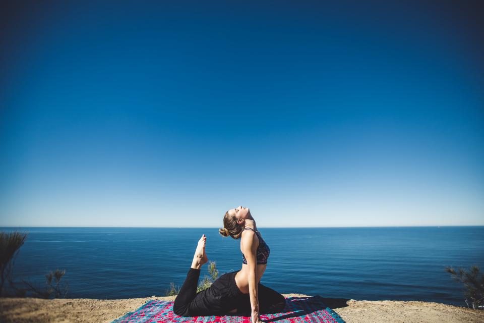 Yoga and HIIT Hybrid Workout: The Ultimate 2026 Routine